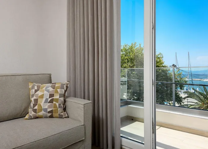 Oasis Boutique * Thassos